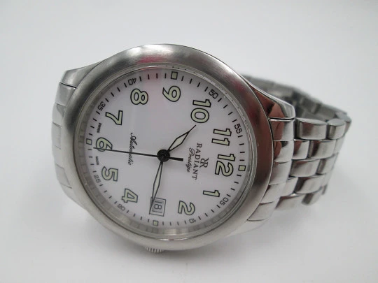 Radiant Prestige. Automatic. Calendar. Stainless steel. Bracelet. 2010's