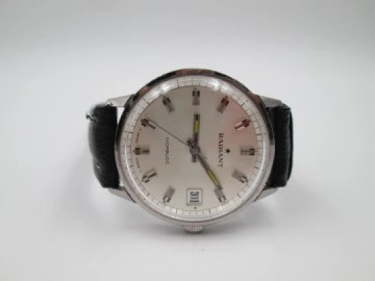 Radiant. Chrome metal and steel. Manual wind. 1970's. Calendar. Strap