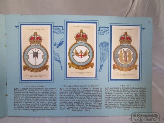 RAF Badges. John Player. 1940's. 50 cards. 19 pages. Softcover