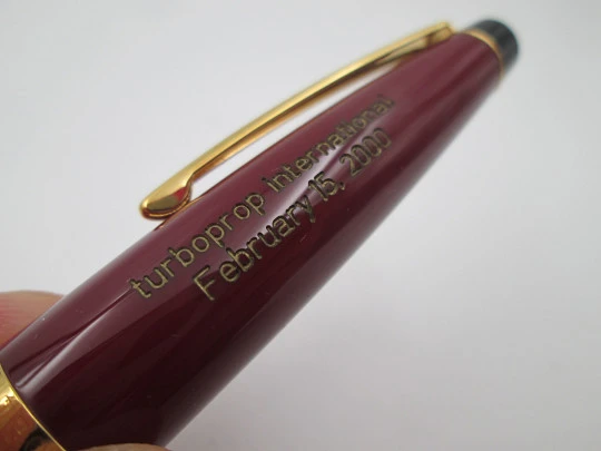 Rare Cross Solo Classic GT Turboprop fountain pen. Maroon red resin & gold plated details