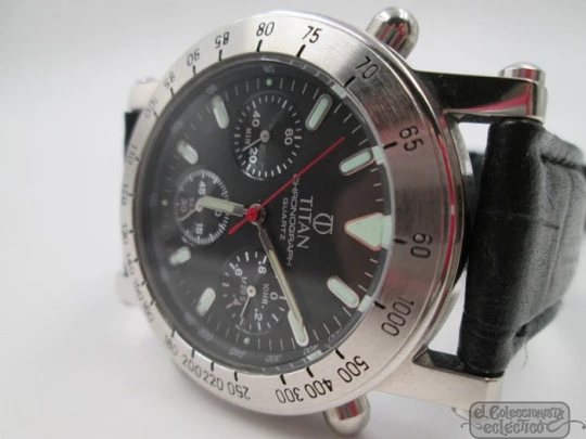 Rare Titan chronograph. Steel & metal. Quartz. 1970-80's. Swiss. Box