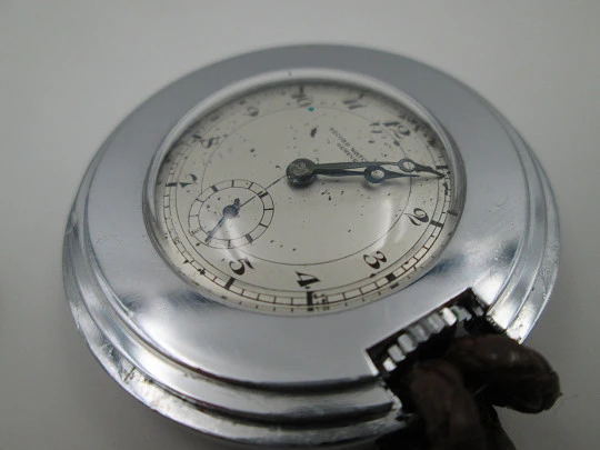Raro reloj colgante Record. Acero inoxidable. Cuerda manual. Segundero. 1940. Suiza