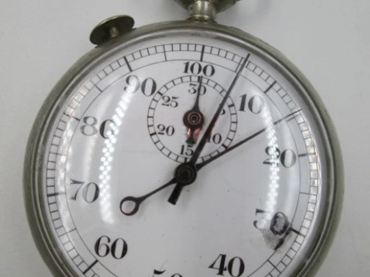 Rattrapante sports stopwatch. Nickel-plated metal. Manual winding. 1920's