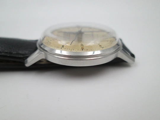 Record Geneve. Stainless steel. Manual wind. Leather strap. 1960's. Swiss