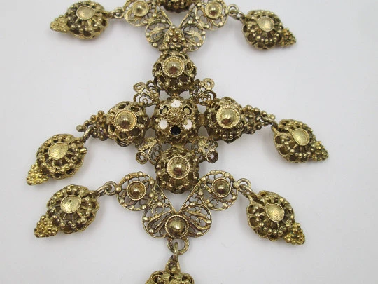 Regional jewelry filigree badge. Sterling silver and vermeil. Spain. 1960's