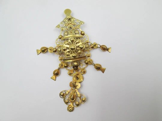 Regional jewelry 'Galápago' pendant. 19th century. 18 karat yellow gold. Spain