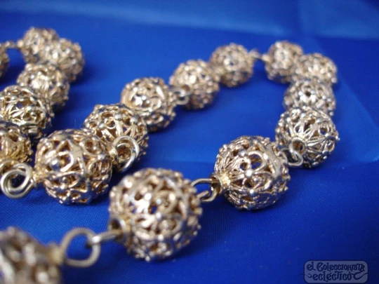 Regional jewelry necklace. 925 sterling silver vermeil. Balls. 1970's