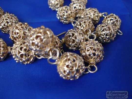 Regional jewelry necklace. 925 sterling silver vermeil. Balls. 1970's