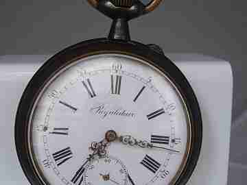 Regulateur. Iron. Pin-set movement. 1920's. Open-face. Swiss made