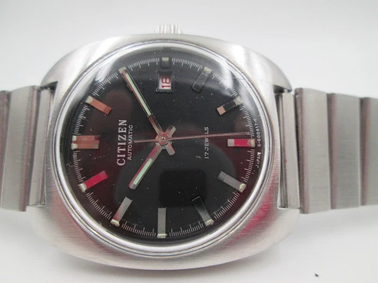 Reloj automático Citizen. Acero inoxidable. Esfera negra. Brazalete. Calendario. 1970