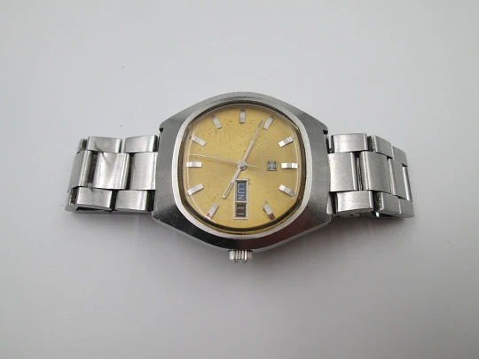 Reloj automático para hombre Zenith Surf. Acero inoxidable. Calendario. Brazalete. 1970 Reloj automático para hombre Zenith Surf. Acero inoxidable. Calendario. Brazalete. 1970