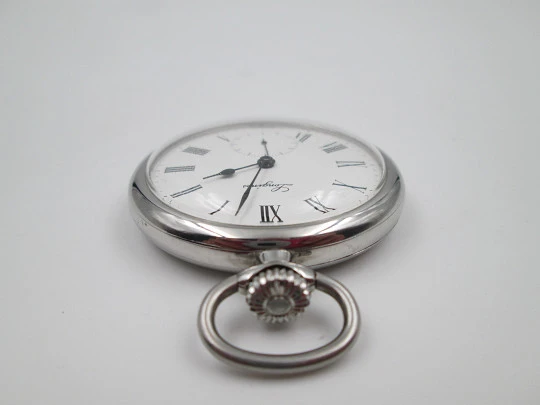 Reloj bolsillo Longines. Acero cromado. Cuerda manual. Estuche de madera. Suiza. 1960