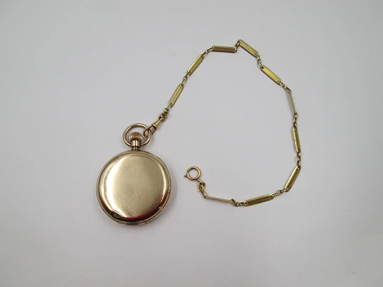 Reloj bolsillo saboneta Elgin con cadena. Chapado en oro. Dial porcelana. Remontoir
