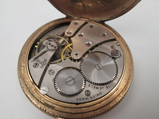 Reloj bolsillo saboneta Victory. Chapado en oro. Tapas decoradas. Cuerda remontoir. 1910