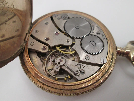 Reloj bolsillo saboneta Victory. Chapado en oro. Tapas decoradas. Cuerda remontoir. 1910