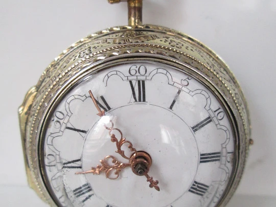 Reloj catalino J. Williamson. Siglo XVIII. Llaves. Decoración floral. Plata vermeil