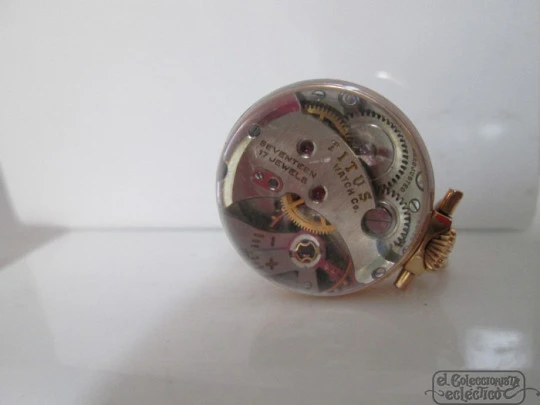 Reloj colgante Titus. Oro 18K. Suiza. 17 gemas. Bola transparente