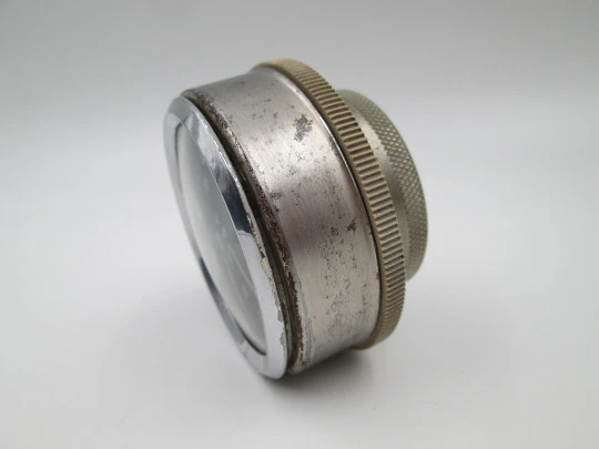 Reloj consola automóvil Kienzle. Metal plateado. Dial negro. Cuerda ocho días. 1940