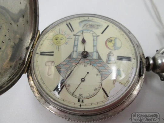 Reloj de bolsillo a llaves. Plata de ley. Esfera masónica. Siglo XIX. Segundero