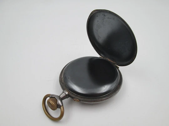Reloj de bolsillo gran complicación. Hierro y metal dorado. Cuerda remontoir. 1900