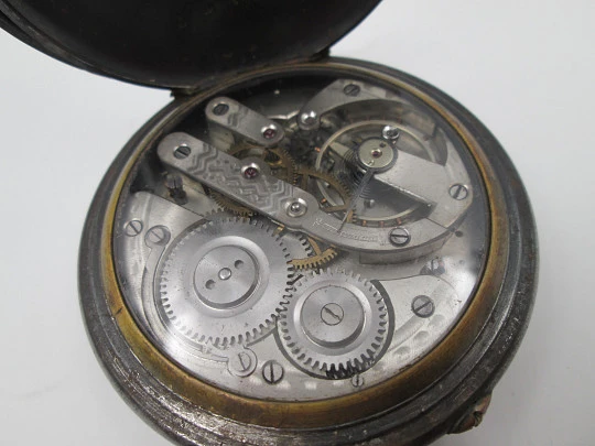 Reloj de bolsillo gran complicación. Hierro y metal dorado. Cuerda remontoir. 1900