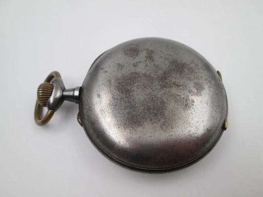 Reloj de bolsillo gran complicación. Hierro y metal dorado. Cuerda remontoir. 1900