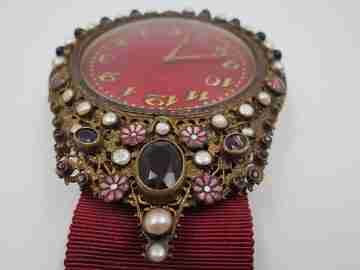 Reloj de pared Schild & Co. Bronce, amatistas, perlas y esmaltes. 1900