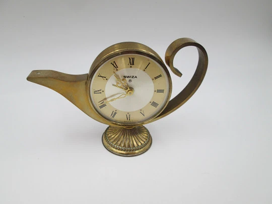 Reloj de sobremesa lámpara aceite Swiza 8 días cuerda con alarma. Bronce. 1970 Reloj de sobremesa lámpara aceite Swiza 8 días cuerda con alarma. Bronce. 1970