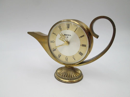 Reloj de sobremesa lámpara aceite Swiza 8 días cuerda con alarma. Bronce. 1970 Reloj de sobremesa lámpara aceite Swiza 8 días cuerda con alarma. Bronce. 1970