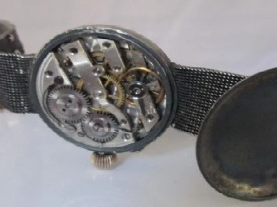Reloj de transición de plata Hierro y Cía (Habana). Detalles chapados en oro. 1920