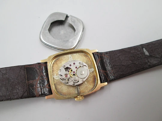 Reloj de vestir para mujer Orient. Chapado oro y acero inoxidable. Cuerda manual. 1980