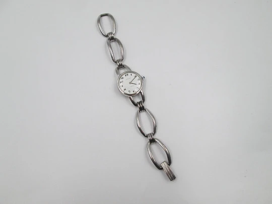 Reloj mecánico mujer Festina. Plata de ley. Brazalete. Esfera blanca. Suiza. 1980