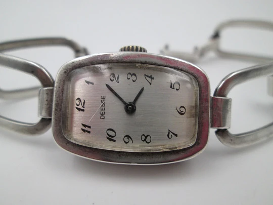 Reloj mujer Déesse. Plata de ley. Cuerda manual. Brazalete. 1960. Francia