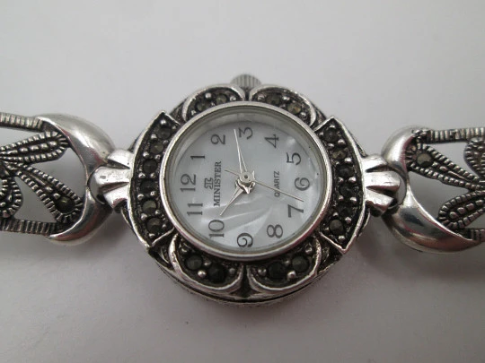 Reloj mujer Minister. Plata de ley y marquesitas. Dial nácar. Brazalete calado Reloj mujer Minister. Plata de ley y marquesitas. Dial nácar. Brazalete calado