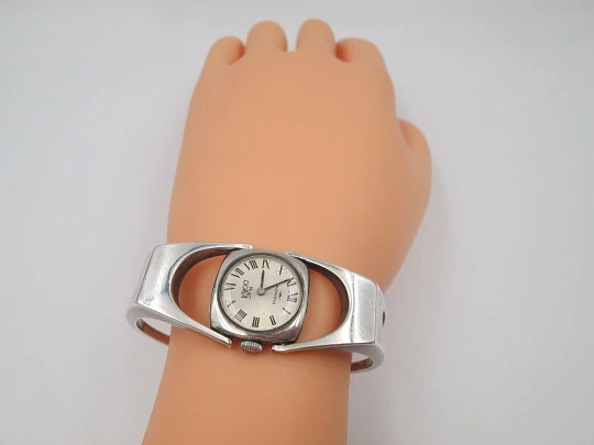 Reloj mujer Mondia con brazalete Puig Doria. Plata de ley 800 milésimas. Cuerda manual