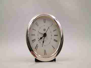 Reloj ovalado de escritorio / despacho Pedro Durán. Plata de ley. Mecanismo cuarzo. 1990