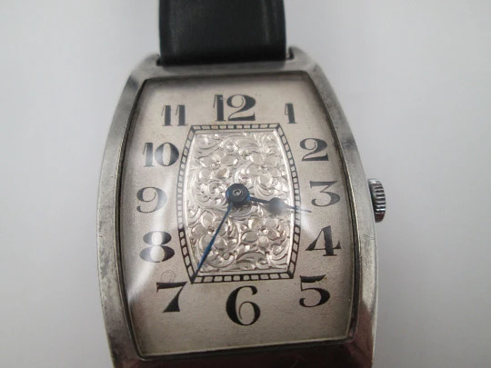 Reloj plata de ley 875 milésimas. Cuerda manual. Correa piel. Suiza. 1940