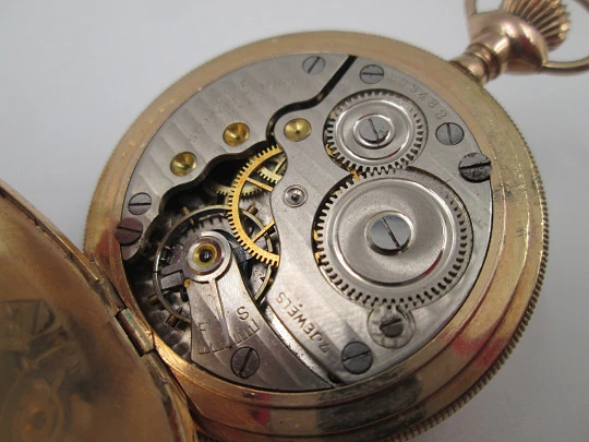 Reloj saboneta Standard. Chapado en oro. Dial porcelana. Cuerda remontoir. 1910. EEUU