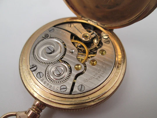 Reloj saboneta Standard. Chapado en oro. Dial porcelana. Cuerda remontoir. 1910. EEUU