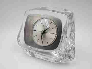 Reloj sobremesa Daum Electric. Cristal y metal plateado. 1960. Francia