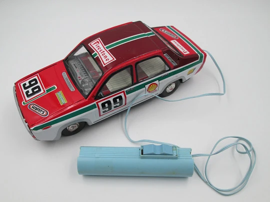 Renault 12 remote controlled electric rally car. Paya Toys. Lithographed tinplate. Box. 1970's