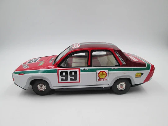 Renault 12 remote controlled electric rally car. Paya Toys. Lithographed tinplate. Box. 1970's
