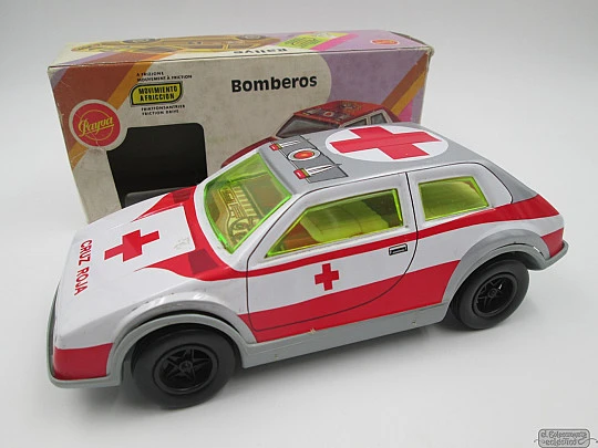 Renault 17 Red Cross. Payva Toys. Tinplate. 1970's. Box. Friction. Spain