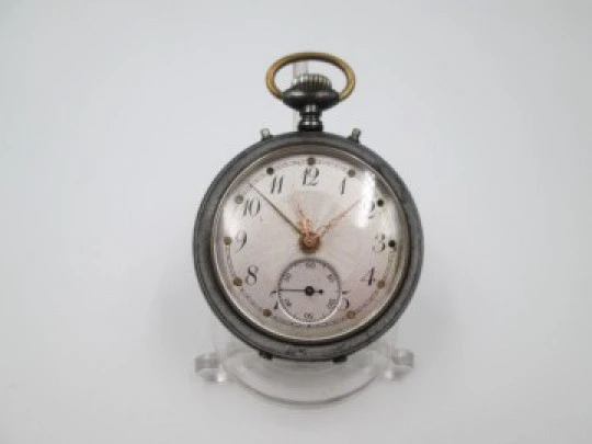 'Reveil' / alarm pocket table watch. Stem-wind. Iron. Swiss. 1910's