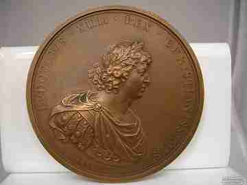 Rey Luis XIV. Alto relieve. Grabador Molart. 1972. Francia. Bronce