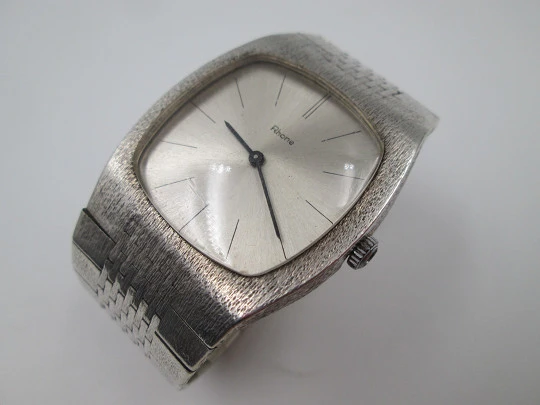 Rhone. 800 sterling silver. Manual wind. Bracelet. Grey dial. Swiss. 1970's