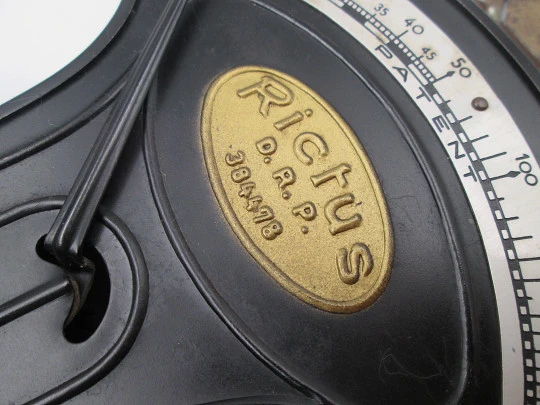 Rictus art deco letter scale / table scale. Brass and black lacquer metal. Jakob Maul. 1920's