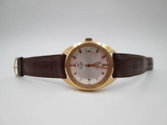 River Geneve. Gold plated & steel. Automatic. Calendar. Swiss. 1970's
