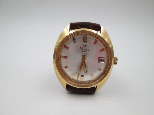 River Geneve. Gold plated & steel. Automatic. Calendar. Swiss. 1970's