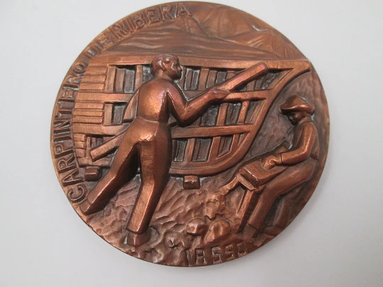 'Riverside Carpenter' FNMT copper medal. High relief work. Pancho Lasso, 1985